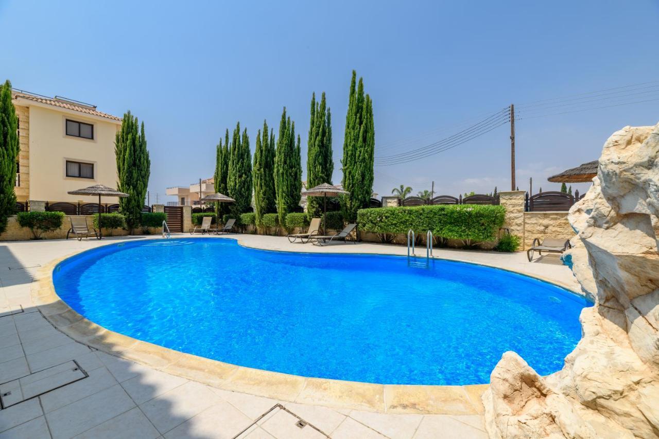 Blue Serenity Complex Larnaca Ngoại thất bức ảnh